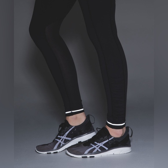 Lululemon Speed Tight IV - Black Athletic Leggings - Picture 5 of 10